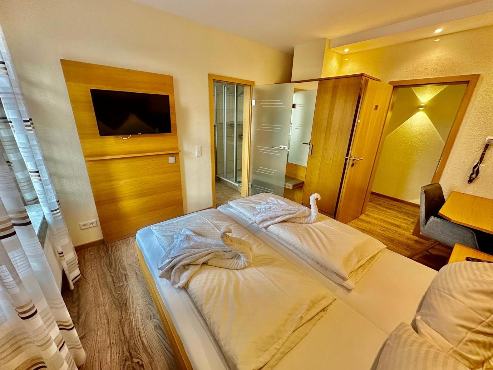 Gasthause Zur Krone Hotel Leimen  Dış mekan fotoğraf