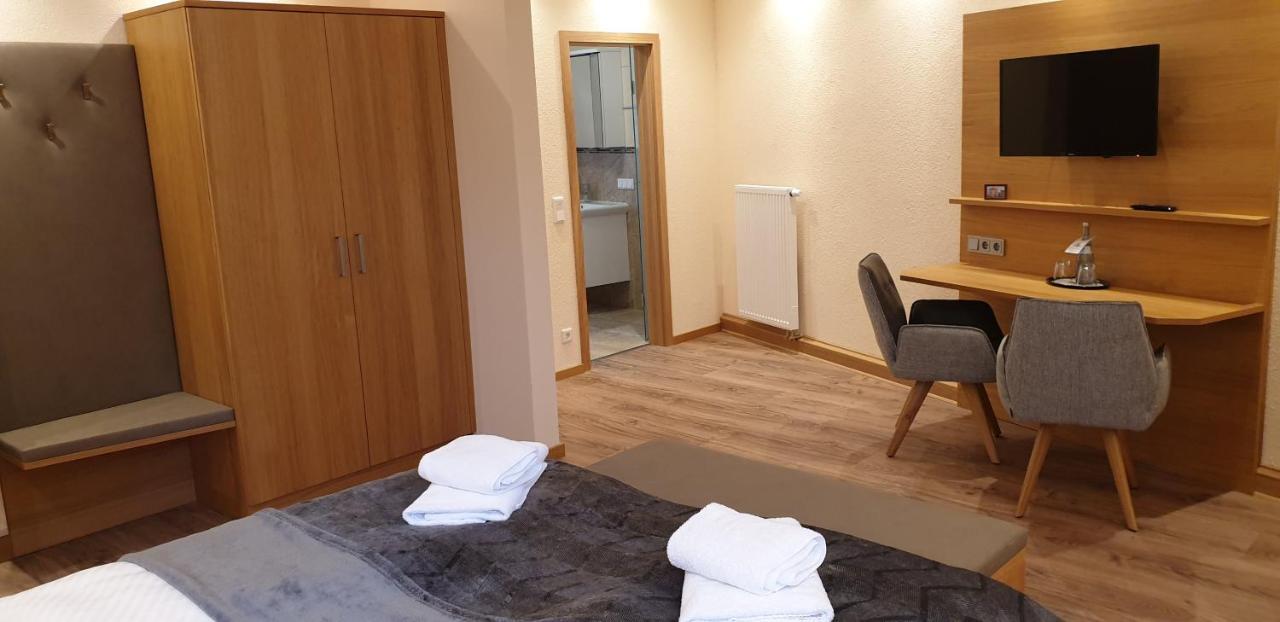 Gasthause Zur Krone Hotel Leimen  Dış mekan fotoğraf